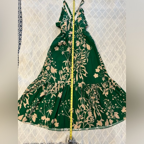 Borgo de Nor Women’s Floral Maxi Ruffle Crossback Dress. Green size 6. - Picture 9 of 13